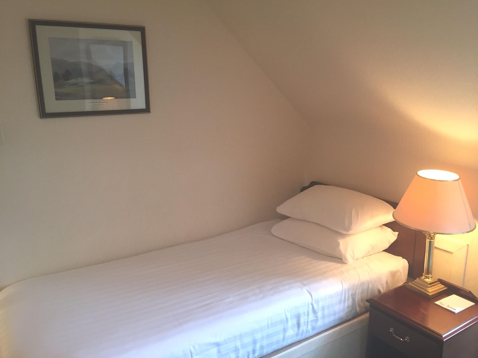Nethybridge Hotel Нети-Бридж Экстерьер фото