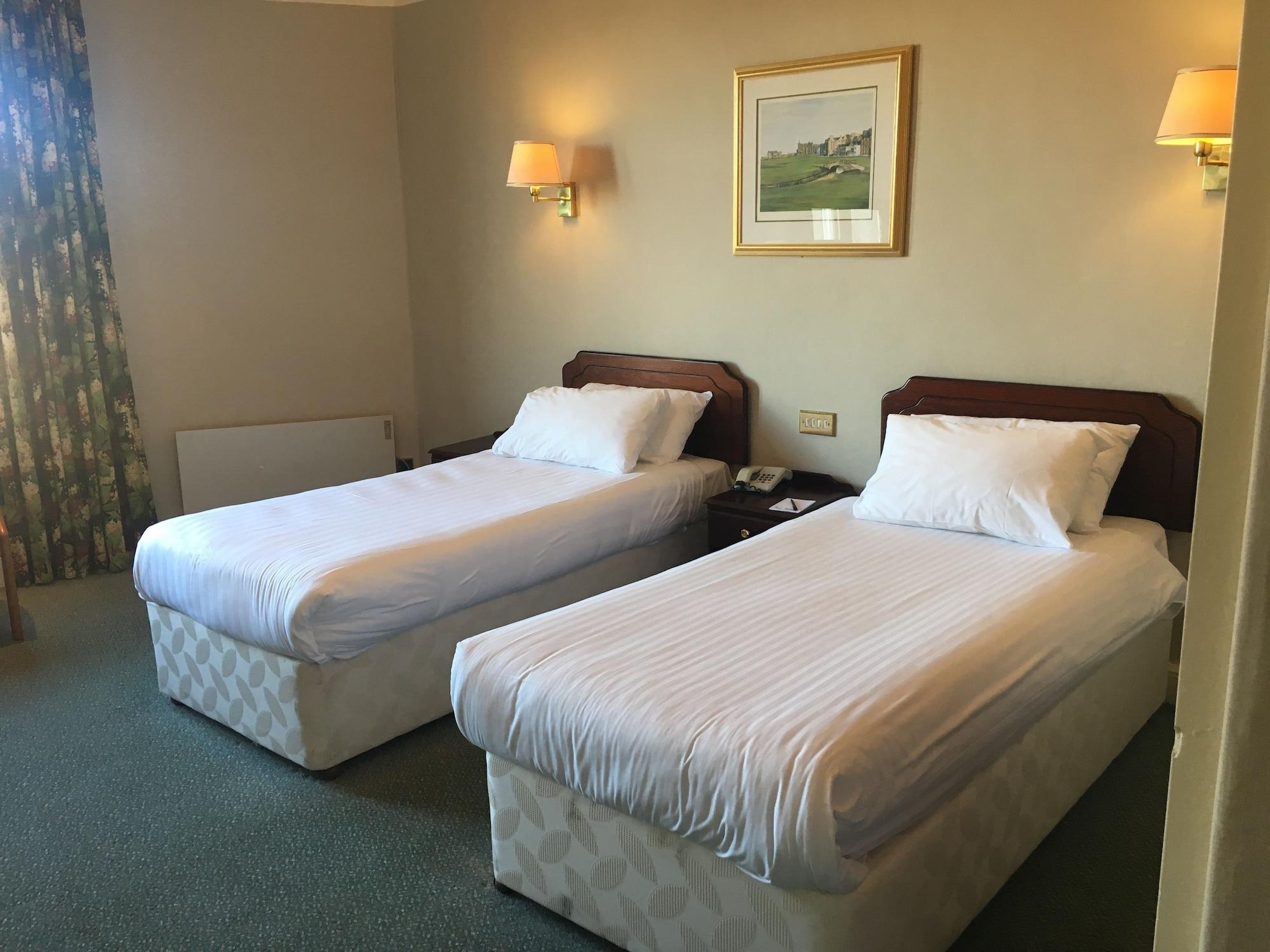 Nethybridge Hotel Нети-Бридж Экстерьер фото