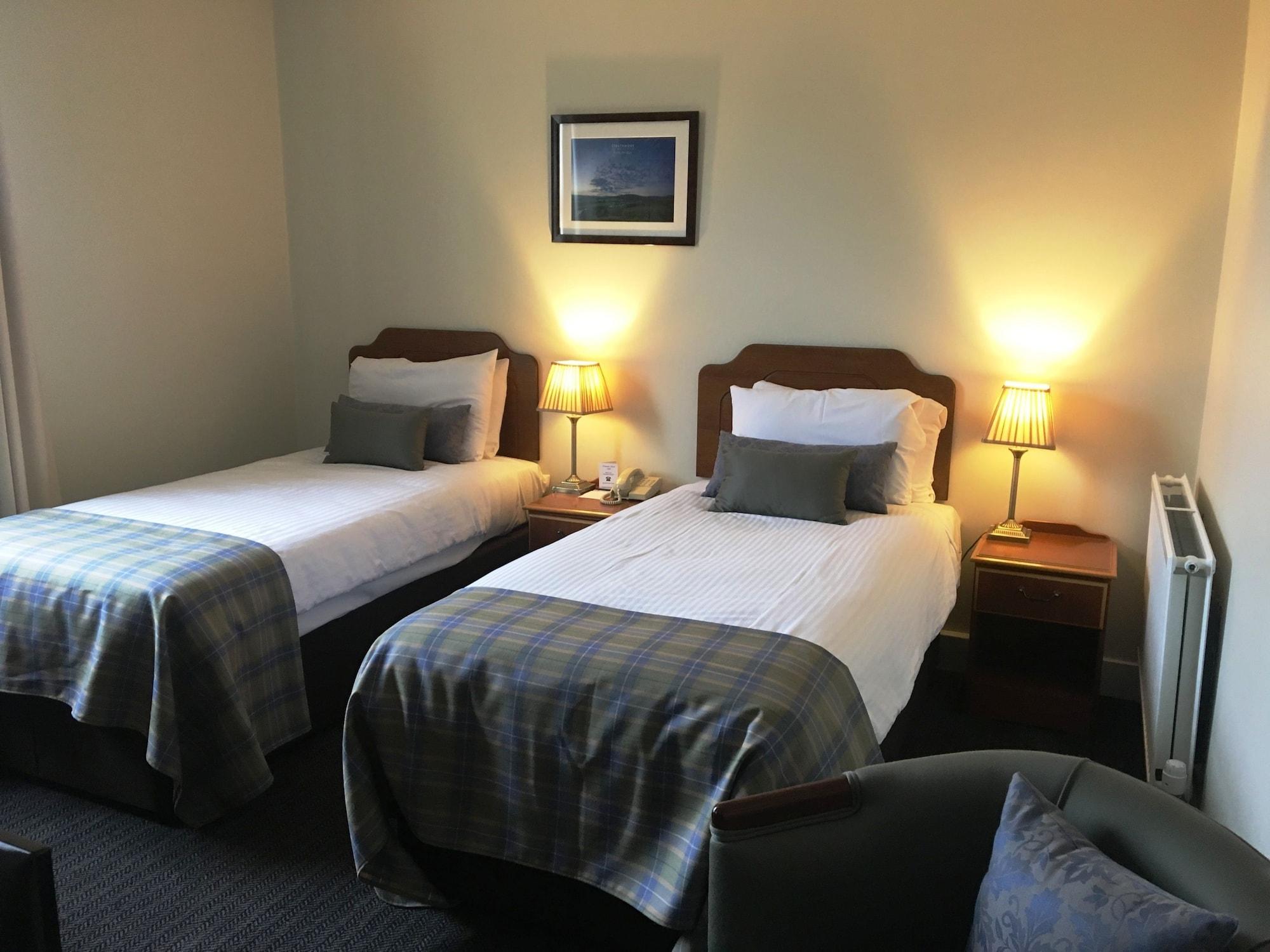 Nethybridge Hotel Нети-Бридж Экстерьер фото