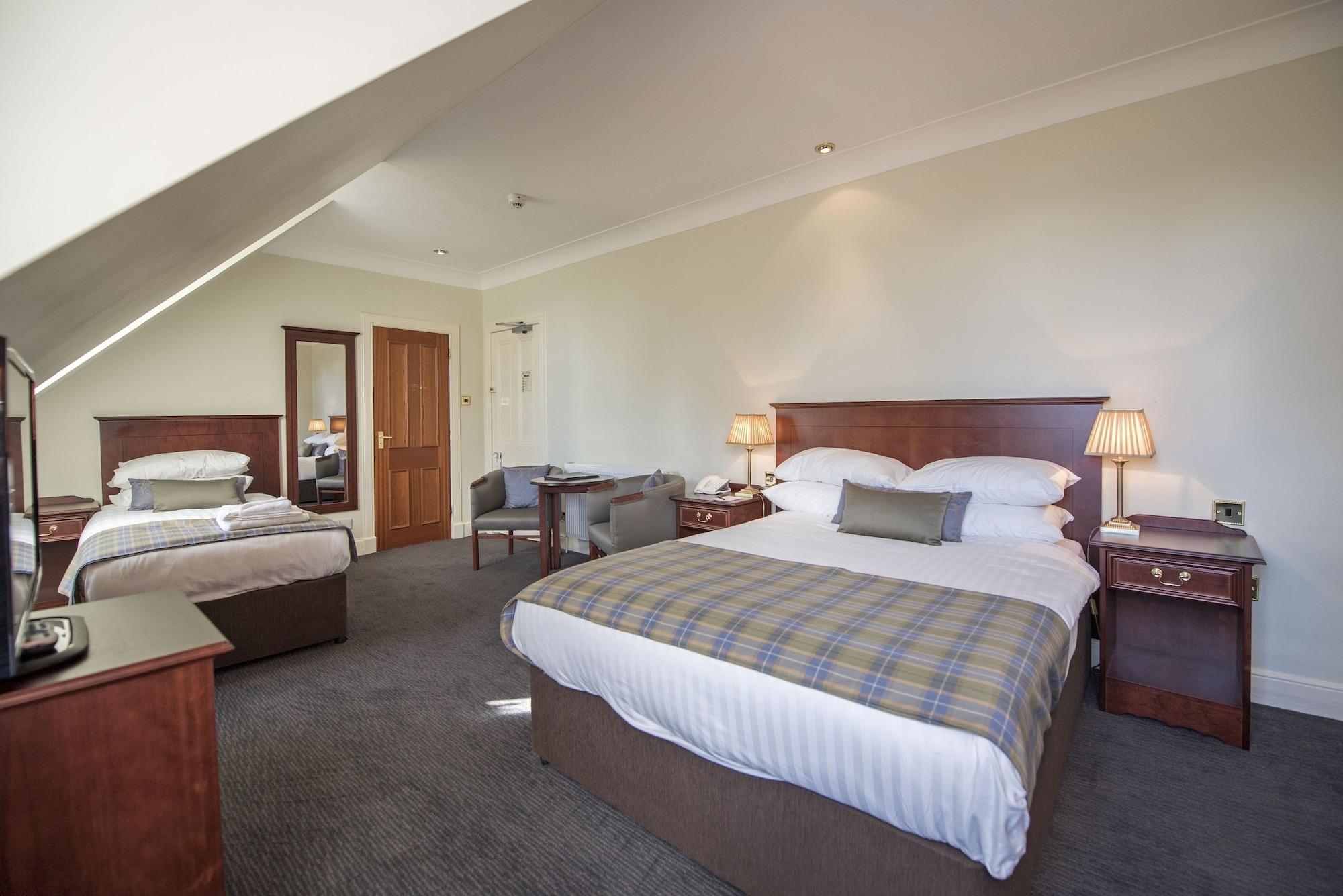 Nethybridge Hotel Нети-Бридж Экстерьер фото