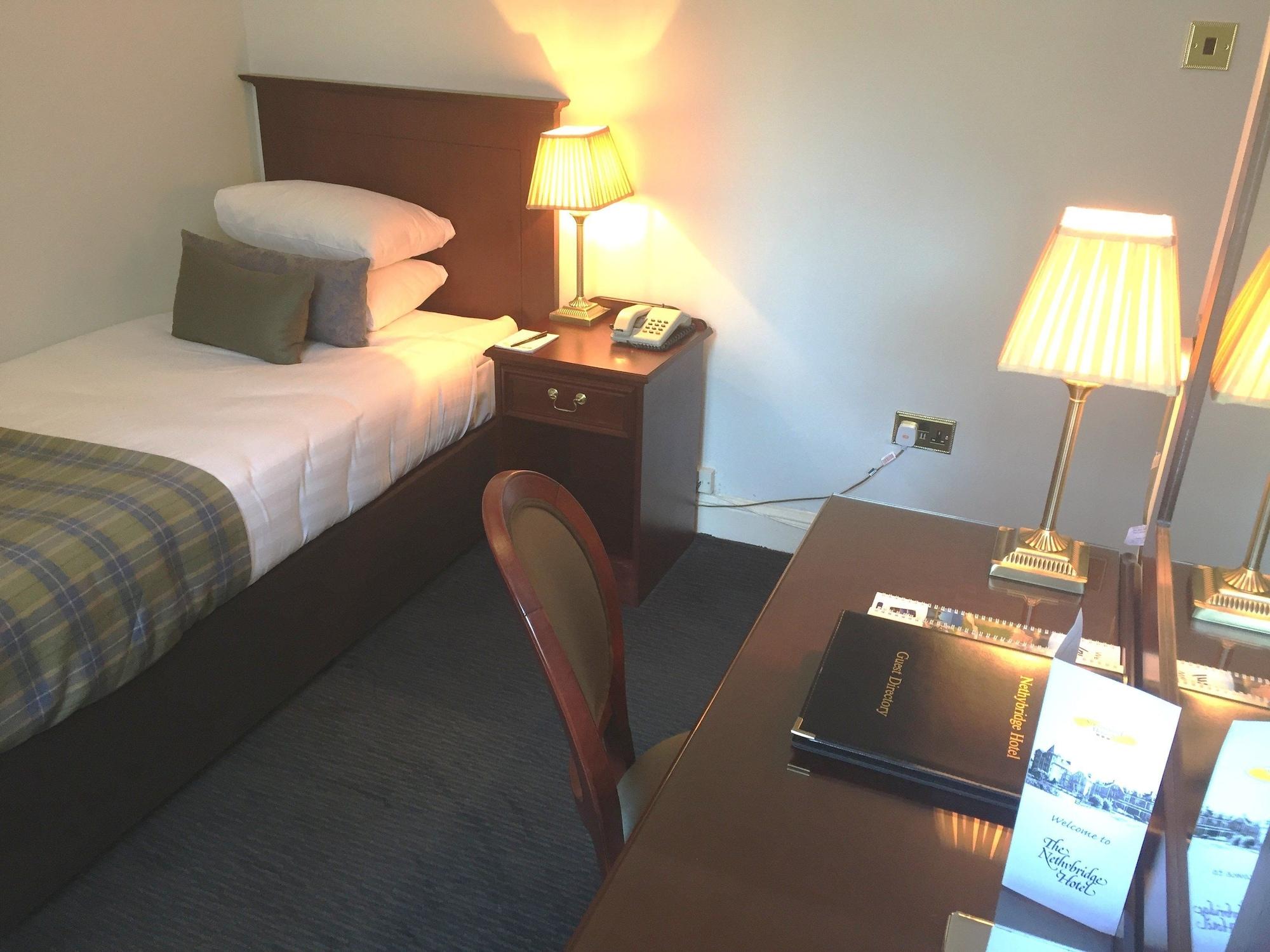 Nethybridge Hotel Нети-Бридж Экстерьер фото